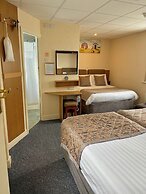 Clifton Court Metro Hotel