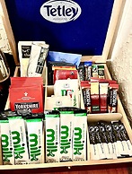 Clifton Court Metro Hotel