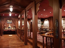 Baohua Harbour View Hotel