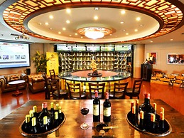 Baohua Harbour View Hotel