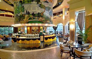 Conifer Garden Hotel