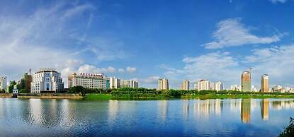 Conifer Garden Hotel