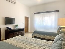 Apartaments at Cadaques Caribe