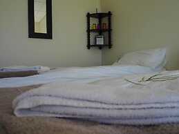 Kast Guesthouse