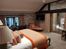 The Fence Gate Lodge