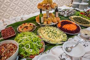 Floral Inn Family Hotel