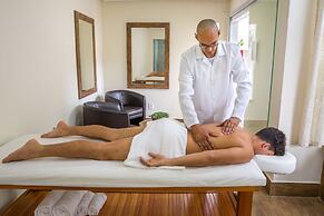 Floral Inn Family Hotel