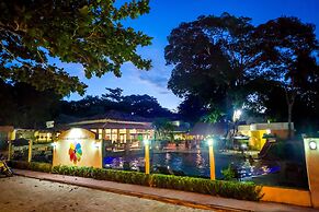 Floral Inn Family Hotel