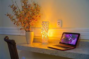 Floral Inn Family Hotel