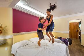 Floral Inn Family Hotel