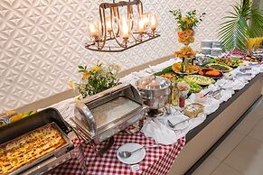 Floral Inn Family Hotel