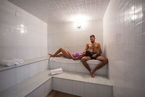 Floral Inn Family Hotel