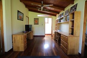 Tierra Magica B&B and Art Studio