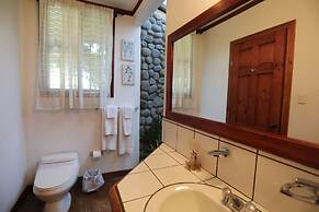 Tierra Magica B&B and Art Studio