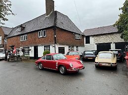 The Rose & Crown
