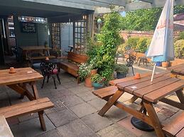 The Rose & Crown