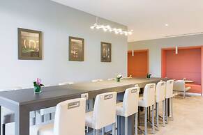 Hampton by Hilton Rome East