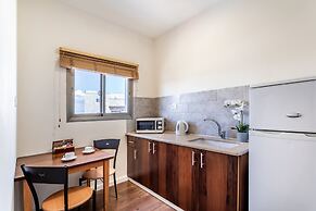 Aviv Holiday Flat