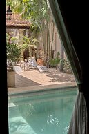 Casa Dos Lirios Boutique B&B