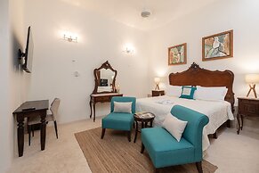 Casa Dos Lirios Boutique B&B