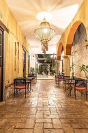 Casa Dos Lirios Boutique B&B