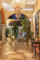 Casa Dos Lirios Boutique B&B