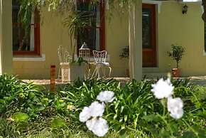 Darling Lodge Guest House