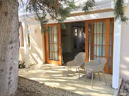 Darling Lodge Guest House