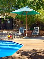 Darling Lodge Guest House