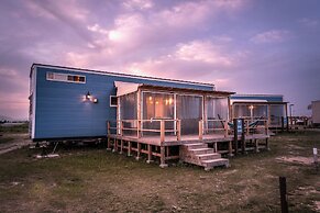 Grand Camping Palm Garden Maishima