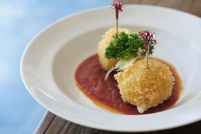 Sagara Candidasa by AHM