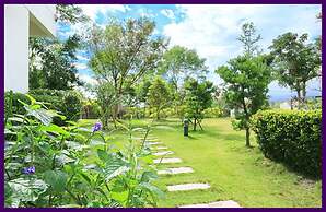 Mu Xia Beds and Breakfasts