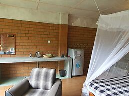 Ayubo Ella - Bed & Breakfast