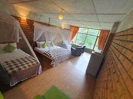 Ayubo Ella - Bed & Breakfast