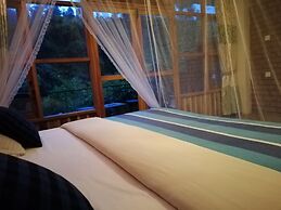 Ayubo Ella - Bed & Breakfast