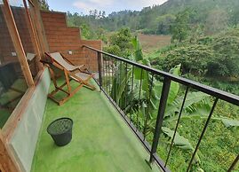 Ayubo Ella - Bed & Breakfast