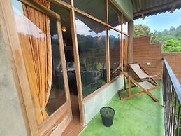 Ayubo Ella - Bed & Breakfast