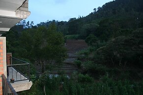 Ayubo Ella - Bed & Breakfast