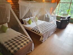 Ayubo Ella - Bed & Breakfast