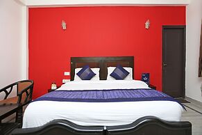 OYO 3251 Royal Inn