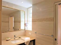B&B With Charm - Quiet With Kitchen & sw Pool