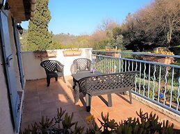 B&B With Charm - Quiet With Kitchen & sw Pool