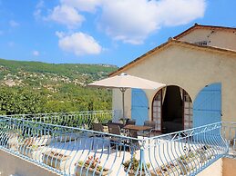 B&B With Charm - Quiet With Kitchen & sw Pool