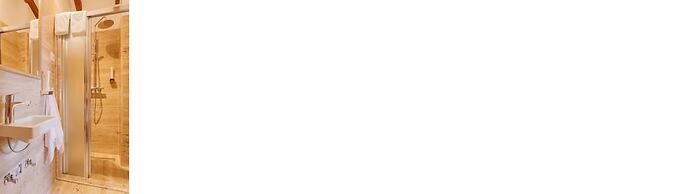 Stone House Luxury Rooms