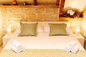Stone House Luxury Rooms