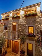 Stone House Luxury Rooms