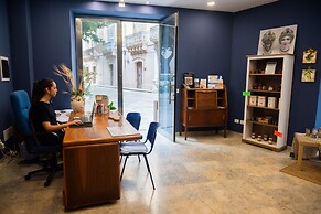 ZIBIBBO SUITES & ROOMS - Aparthotel in Centro Storico a Trapani