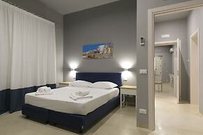 ZIBIBBO SUITES & ROOMS - Aparthotel in Centro Storico a Trapani
