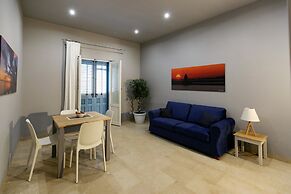 ZIBIBBO SUITES & ROOMS - Aparthotel in Centro Storico a Trapani