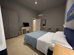 ZIBIBBO SUITES & ROOMS - Aparthotel in Centro Storico a Trapani